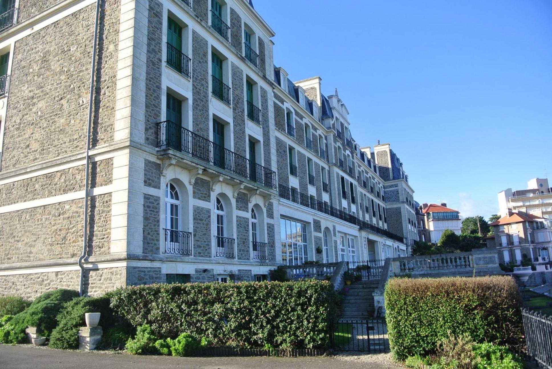 Appartement Din'Art By Cocoonr à Dinard Extérieur photo